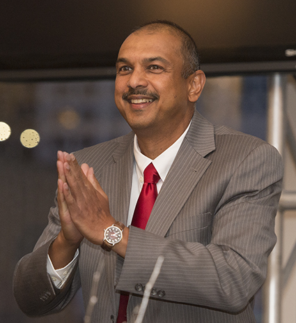 The SIUE School of Pharmacy’s Special All-Alumni Anniversary Gala commemorated the legacy of former dean Gireesh Gupchup.